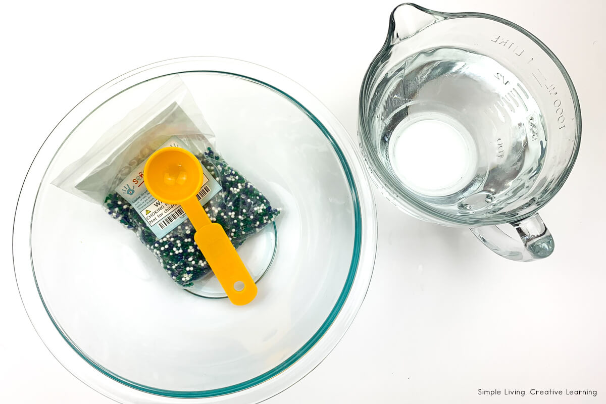 Water Beads Sensory Bin supplies