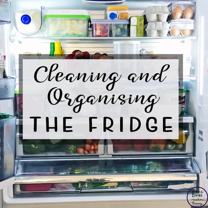 Looking for some ways to help you keep your fridge clean, fresh smelling & organised fridge? These Cleaning and Organising the fridge tips are for you!