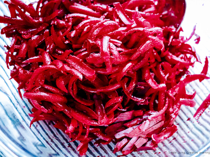 How to Make Fermented Beets