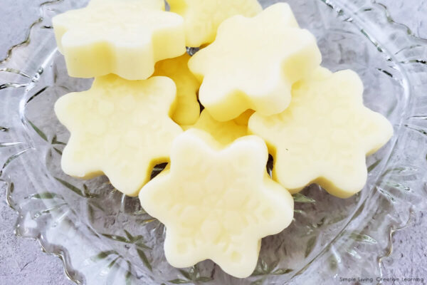 Snowflake Lotion Bars in a bowl
