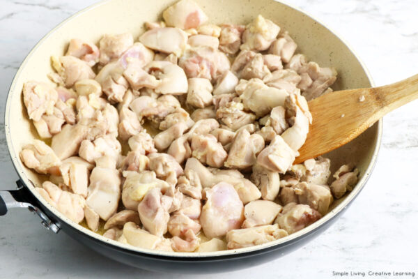 Low Carb Cashew Chicken cooking the chicken