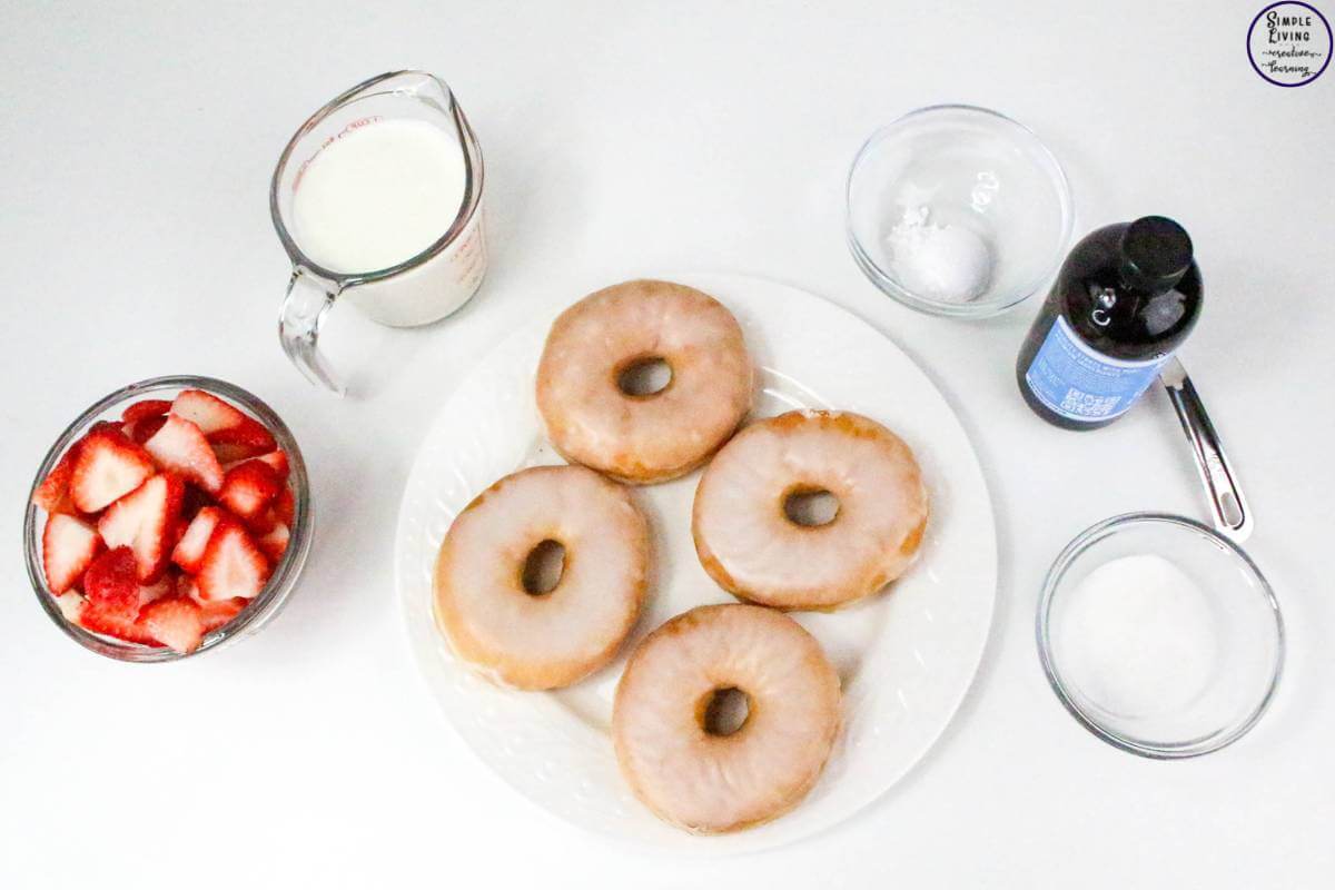Easy Strawberry Shortcake Donuts ingredients