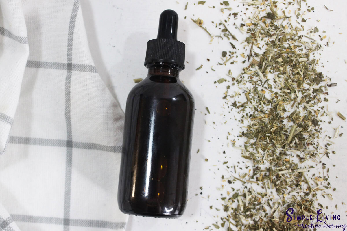 How to Make Feverfew Tincture in an amber jar