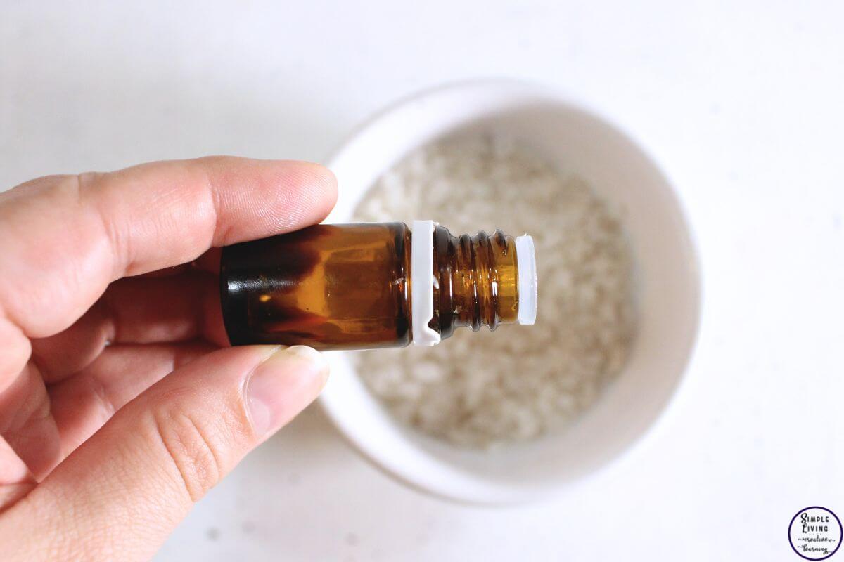 Homemade Candy Cane Bath Salts adding essential oils