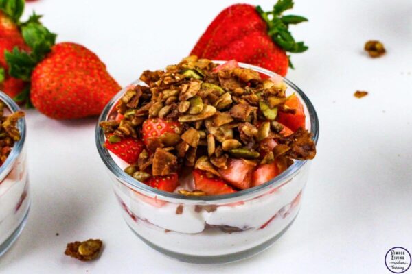 Strawberry Yoghurt Parfaits repeating layers