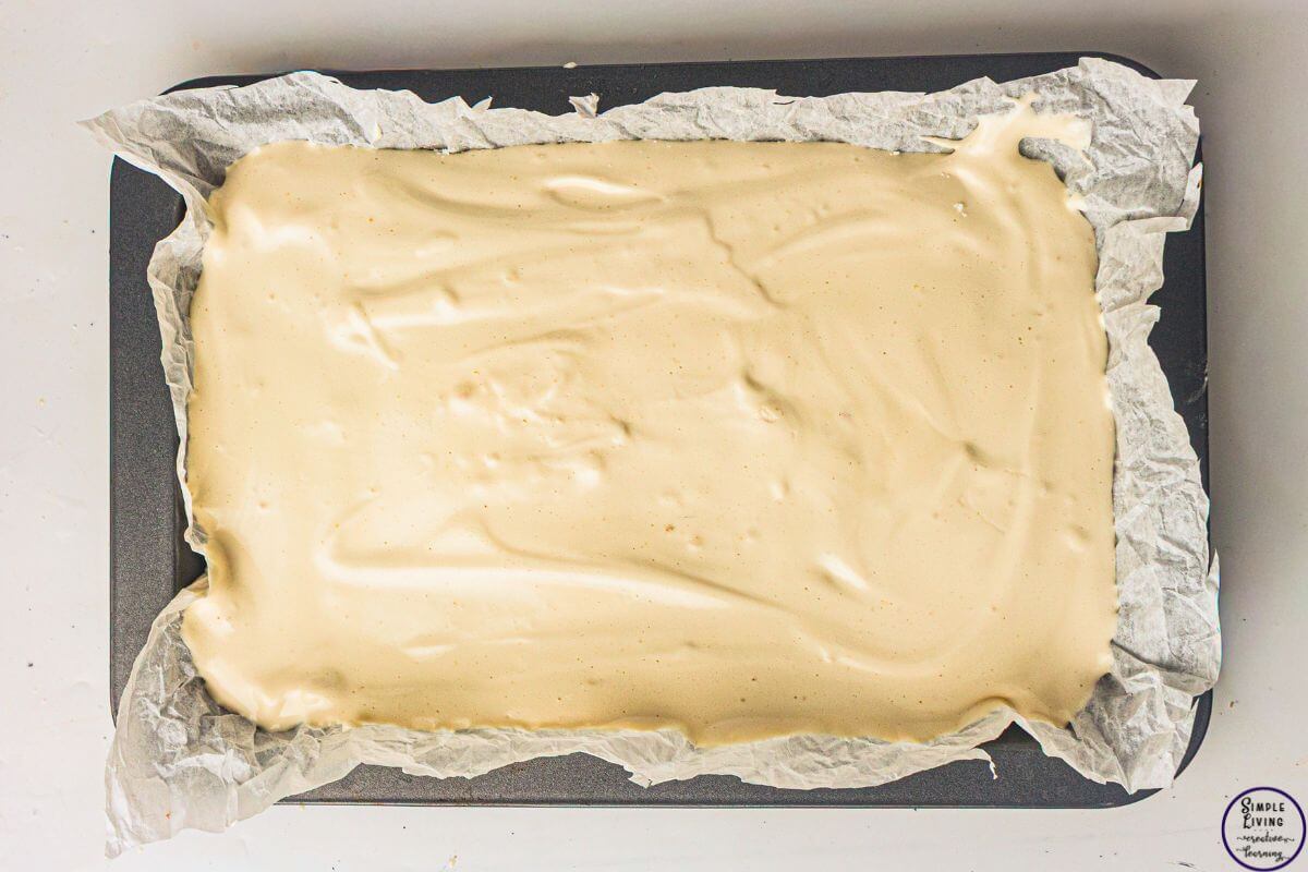 Homemade Vanilla Marshmallows in pan setting